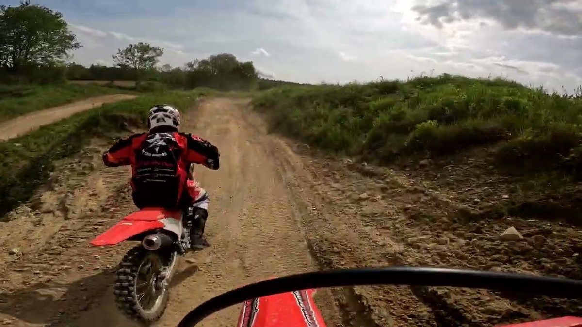 Motocross für Anfänger im Schnupperkurs – Video